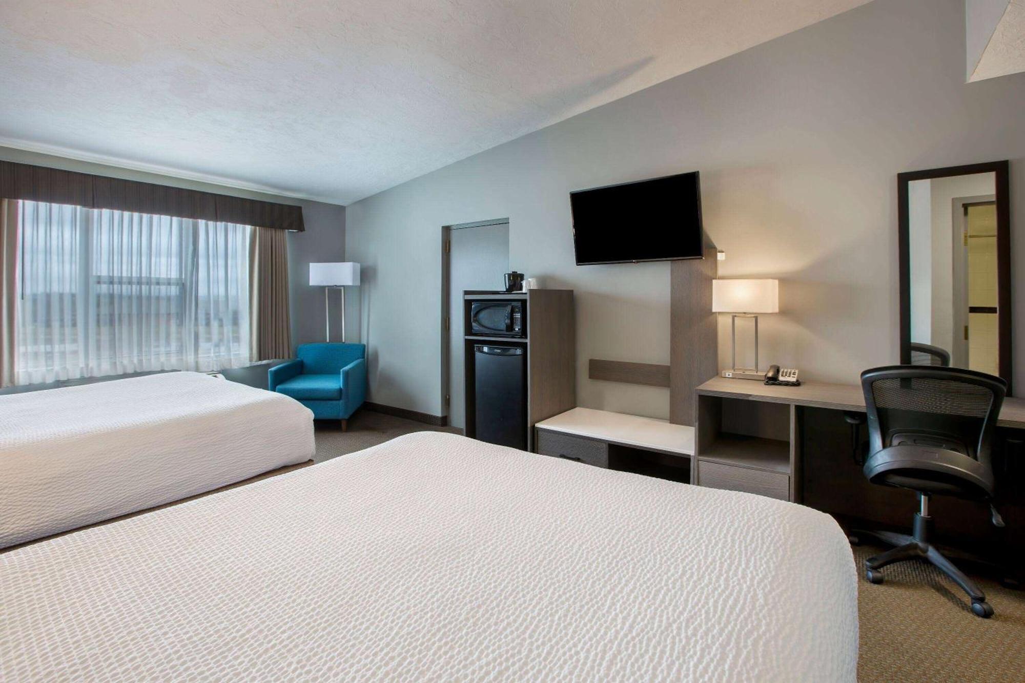 Days Inn & Suites By Wyndham Moncton Ngoại thất bức ảnh