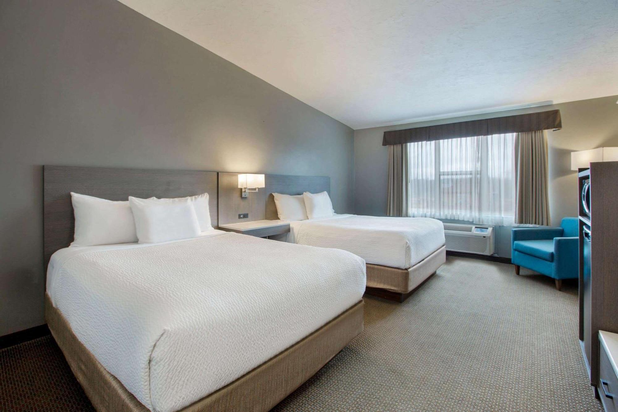 Days Inn & Suites By Wyndham Moncton Ngoại thất bức ảnh